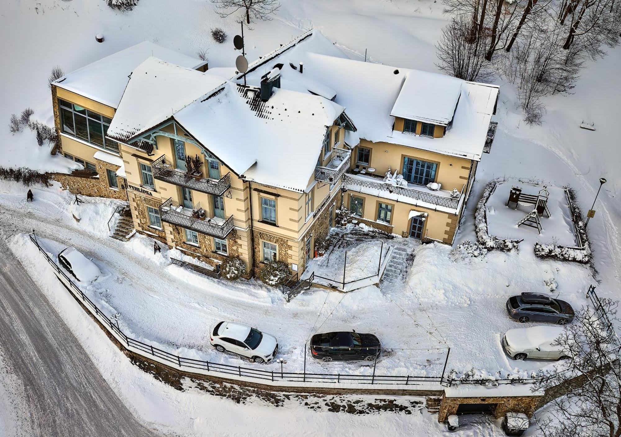 Residence Vyhlidka ヤンスケー・ラーズニェ エクステリア 写真