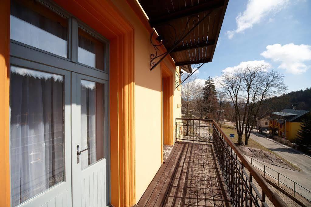 Residence Vyhlidka ヤンスケー・ラーズニェ エクステリア 写真